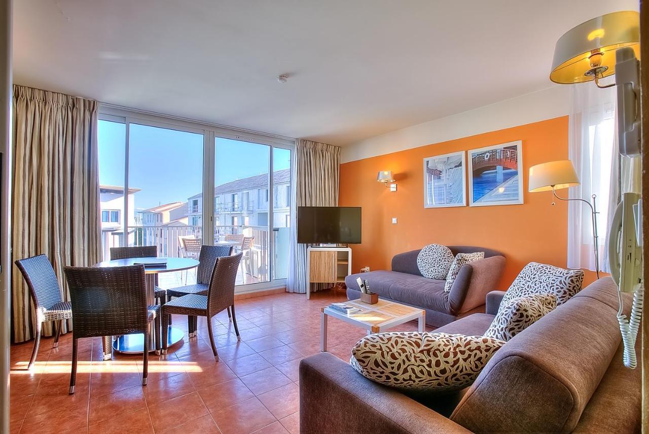 Appartement Port Prestige - Terrasse - Piscine - Parking 昂蒂布 外观 照片